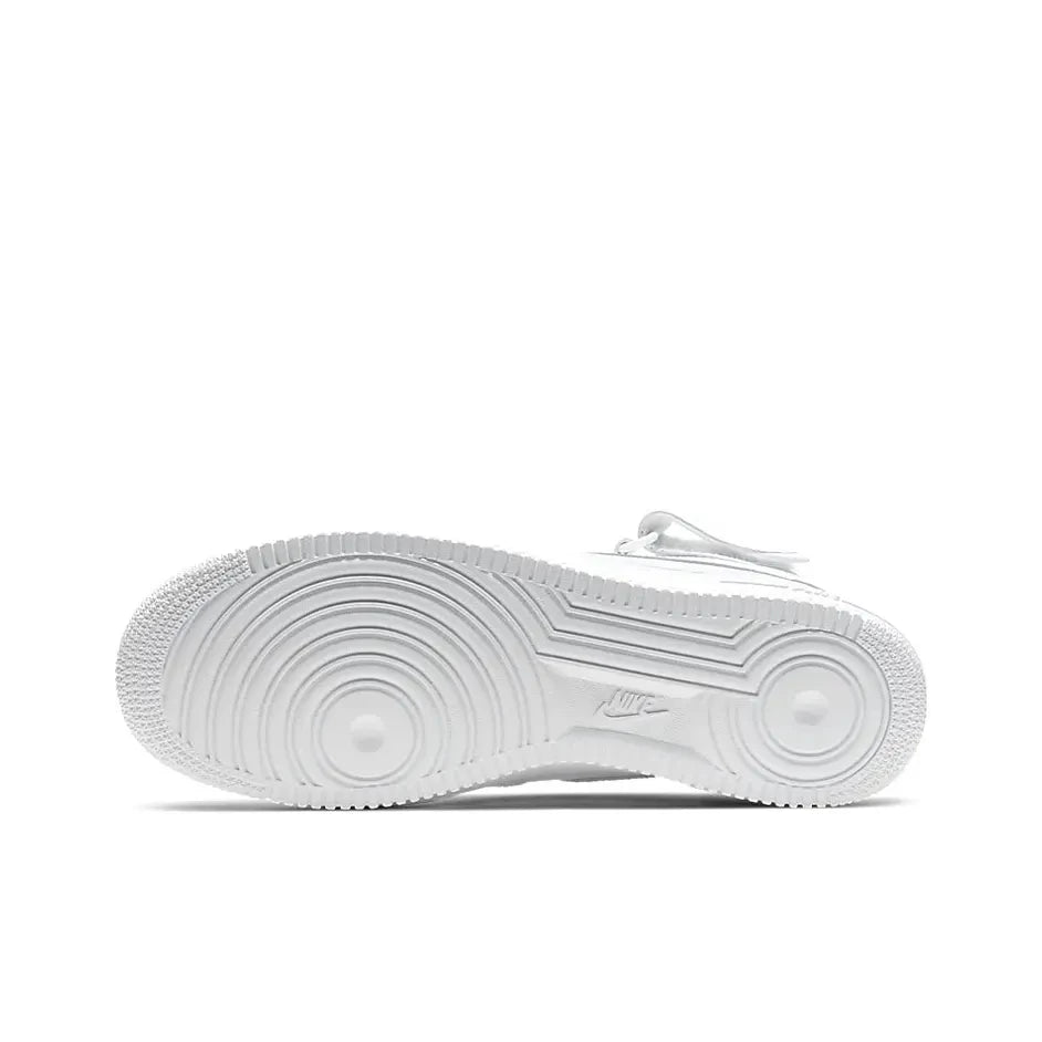Nike Air Force 1 07 Men Skateboarding Shoes Mid Top Outdoor Fabric Synthetic Leather Designer Shoes