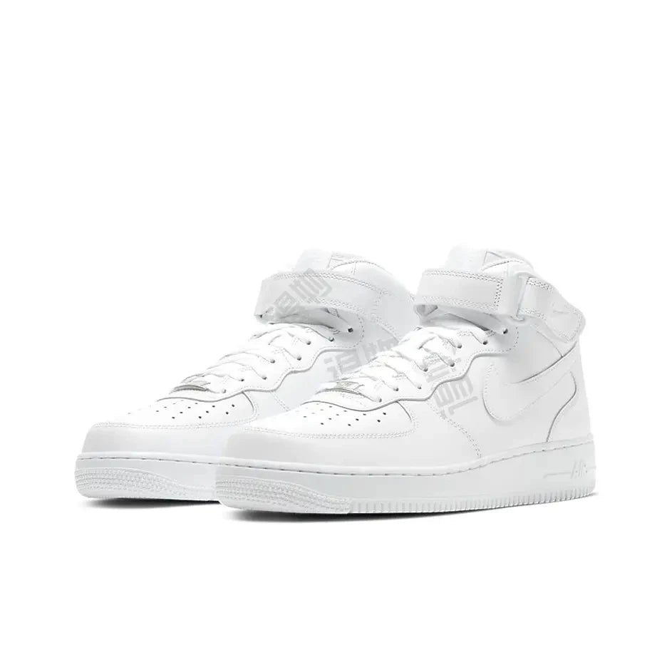 Nike Air Force 1 07 Men Skateboarding Shoes Mid Top Outdoor Fabric Synthetic Leather Designer Shoes